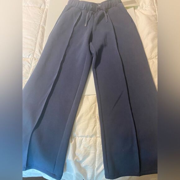 All in Motion Navy Blue Airy Sleek Wide Leg Pants pull on oversize trouser 10-12 - Picture 2 of 12